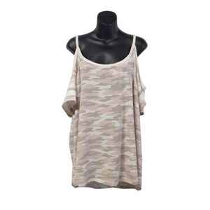 Maurices 24/7 Pink Gray Camouflage Cold Shoulder Short Sleeve Top Size 2 NWT